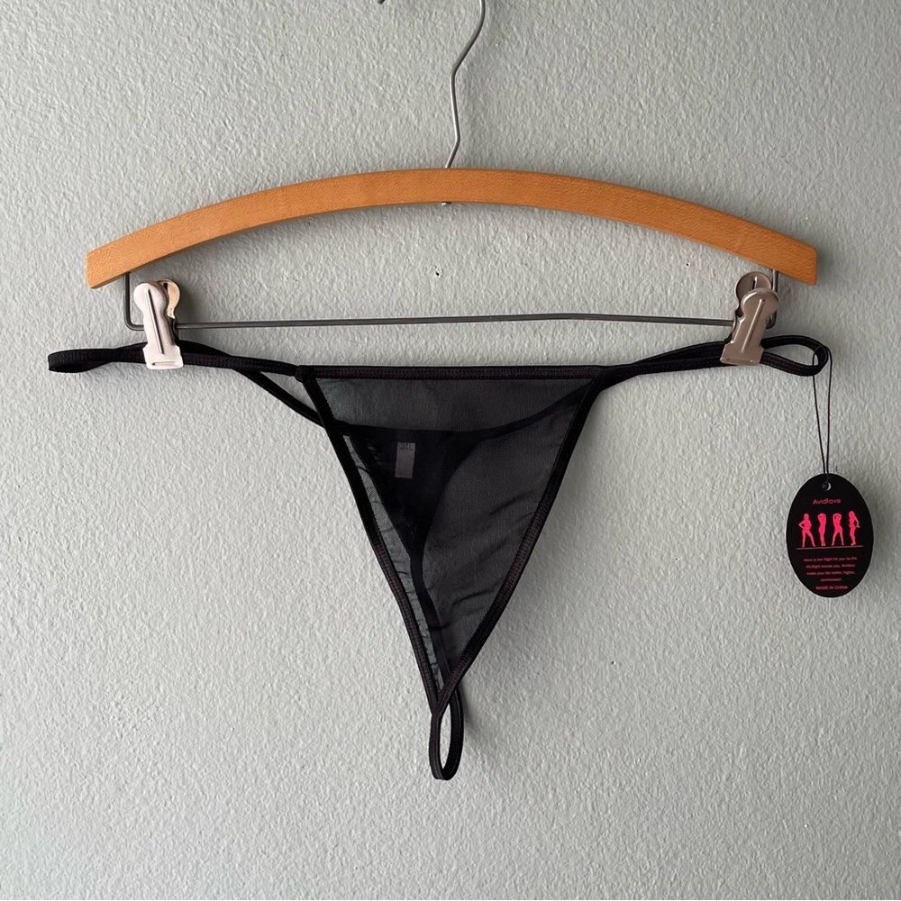 ♦️5/$15♦️ Avid Love | Black Mesh G-String Thong
